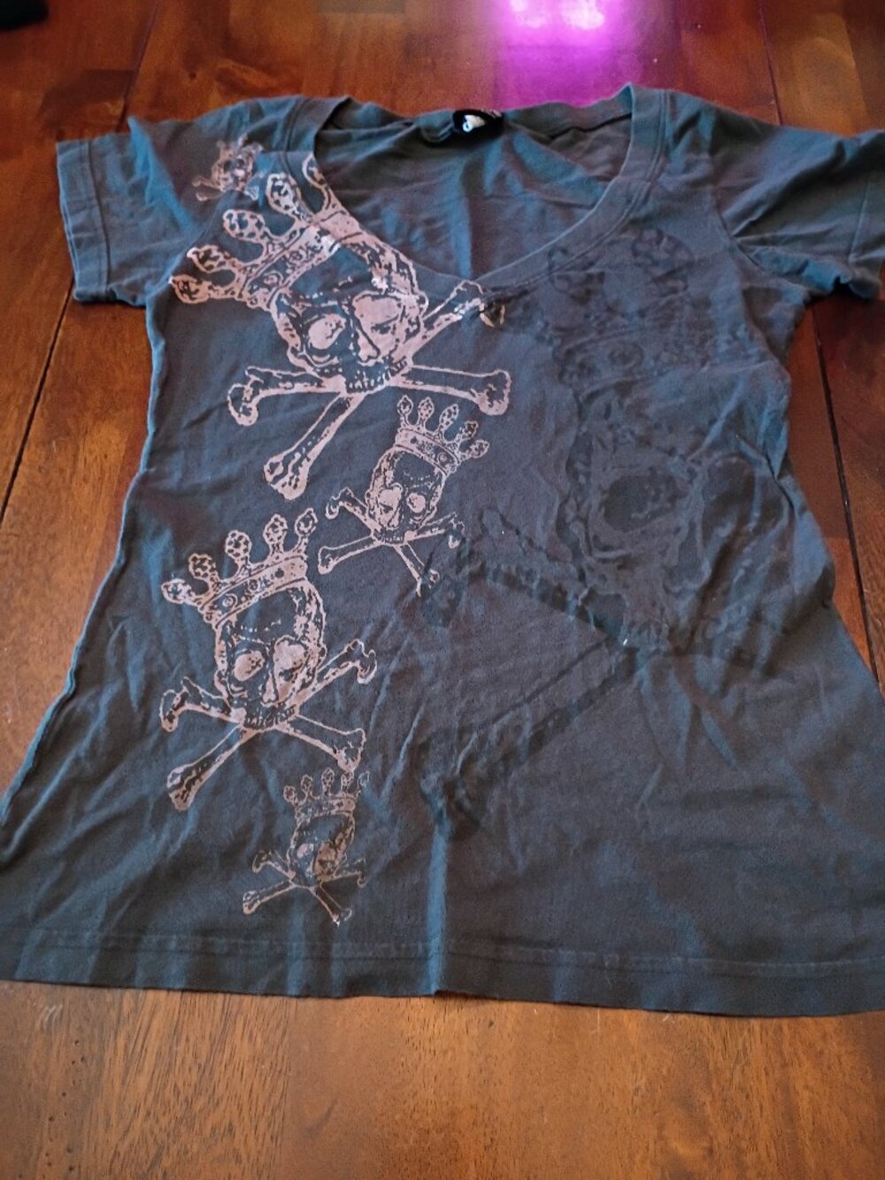 Vintage 90s Dragonfly V-neck Shirt